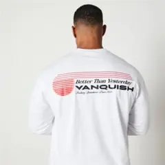 VANQUISH FITNESSロングスリーブTシャツ ホワイトのサムネイル