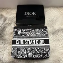DIOR ディオールショウ サンク クルール アイシャドウ 983