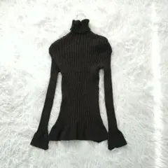 クチャcucciaタートルネックウールリブニット Fベルスリーブチャコールグレー