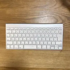 ワイヤレスキーボード JIS配列 シルバー　Apple 動作確認済　匿名発送