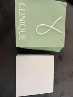 CLINIQUE×Kate spade ポーチギフトセット