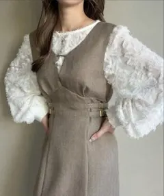 JUNOAH ヘリンボーンサイドベルトタイトジャンパースカート