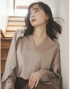 anuans アニュアンス ブラウス