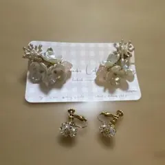 フラワー＆クリスタルビーズ イヤリング　2点セット