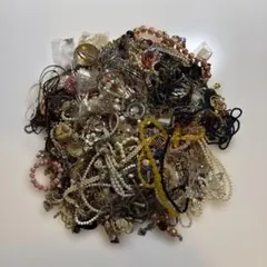 アクセサリー大量まとめ売り 6kg ジャンク - メルカリ