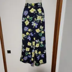 花柄ワイドパンツ ネイビー