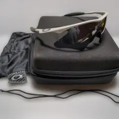 オークリー　スポーツサングラス 白、グレー