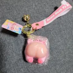 おしりプニプニキーホルダー　おしりぷにぷに　ぶた