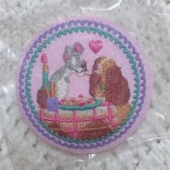 ディズニーキャラクターズ 刺繍缶バッジ わんわん物語