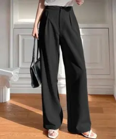 ホワイト ワイドパンツ プリーツ入り