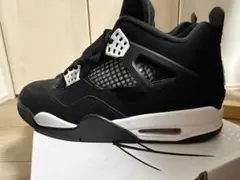 Air Jordan 4 Retro Black White Thunderのサムネイル