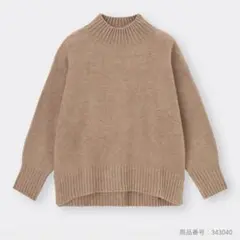 GU パフィータッチハイネックチュニック