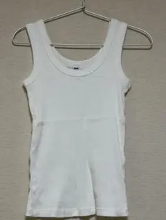 リブタンクトップ　後ろ深め　UNIQLO ユニクロ　Sサイズ　④