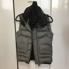 AKM ダウンベスト