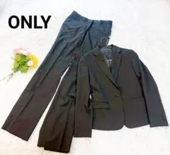 オンリー【M】スーツセット　ジャケット　スラックス　ストライプ柄　センタープレス