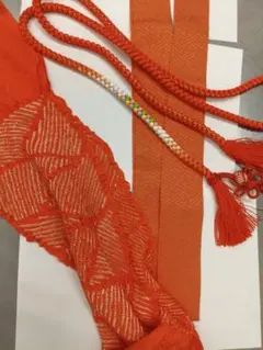 帯締め 帯揚げ 伊達衿 オレンジ色の和装小物セット