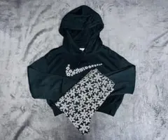 ナイキ　セットアップ　トップとパンツ XS/Lサイズ