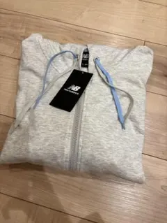 【1】【新品未使用】New Balance グレー フルジップパーカー