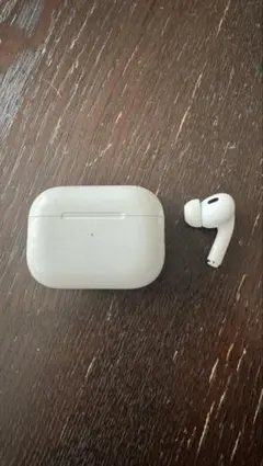 Apple AirPods Pro2本体&右耳のみのサムネイル
