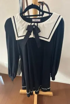 アンクルージュ セーラー風ワンピース