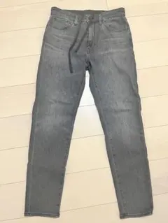 ユニクロ　UNIQLO EZYジーンズ　デニムパンツ M グレーのサムネイル