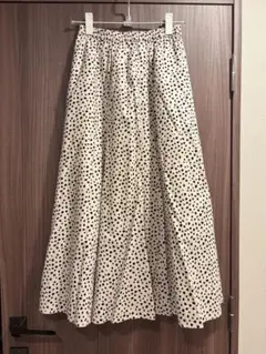 フレアスカート ホワイト・ブラック ダルメシアン柄