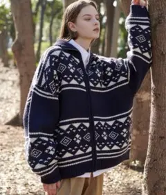 Item thumbnail for item 892f99b3-23f4-43bf-b3d8-2e706bebafc3