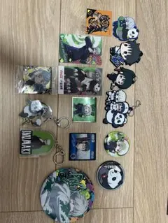 呪術廻戦　キーホルダー 缶バッジ　カード　シール