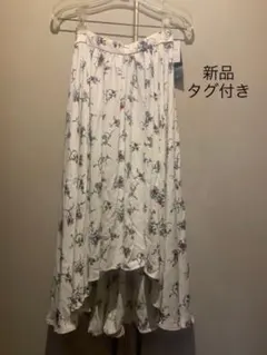 【新品未使用タグあり】INGNI イレヘム　花柄　スカート　白　アイボリー