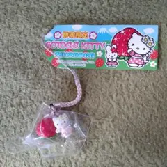 ご当地キティ　静岡限定　いちご　根付け