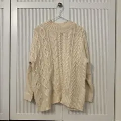 URBAN RESEARCH DOORS アイボリー ケーブル編みセーター