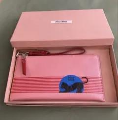 miu miu トカゲ柄 花柄クラッチポーチ - メルカリ
