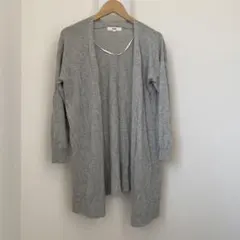 美品カーディガンのサムネイル