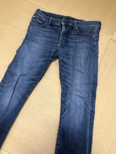 最終割引　ユニクロ　スリムフィットジーンズ　ウエスト84