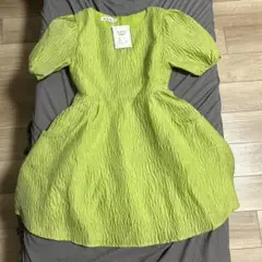緑色ワンピース
