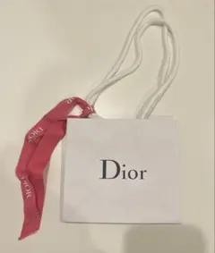 Dior ギフト　ショッパー　リボン付き