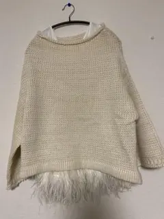 アズ ノゥ アズ ドゥ バズ フェザー付きニットプルオーバー＆タンクトップセット