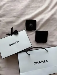 CHANEL バレリーナ111 箱、布袋、ショッパーおまけ付き2 - メルカリ