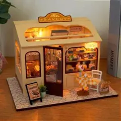 DIYドールハウス パン屋さん ベーカリー ミニチュア ライト付 新品
