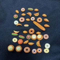 シルバニア　パーツ　パン類　食べ物　フード