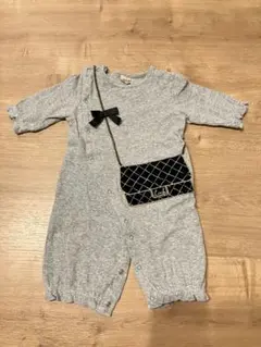 petit main グレー リボン付きロンパース　50-70