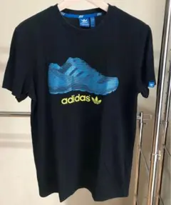 adidas スニーカーグラフィック Tシャツ L