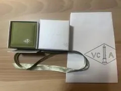 ヴァンクリーフ&アーペル　ピアス　空箱