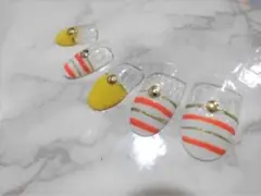 直線フレンチのボーダーでネイルチップ　ジェル使用作品