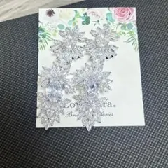 ブライダルアクセサリー（LoveTiara ピアス）