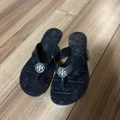 Tory Burch ビーチサンダル ブラック ロゴのサムネイル