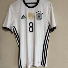 Item thumbnail for item 126f1610-7fd8-4f1f-88cb-bcdad3e46367