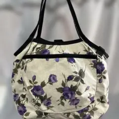 ハンドメイドショルダーバッグ。