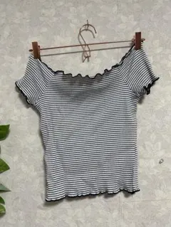 ZARA オフショルダー白黒ストライプTシャツ　ボーダー