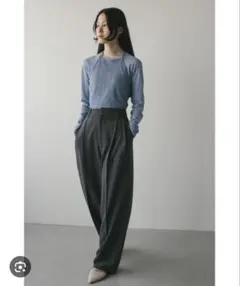 ベーシックツータックパンツ　グレー